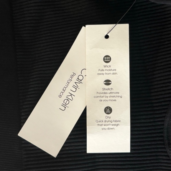 NWT Calvin Klein Performance Ribbed Knit Sports Bra - Picture 3 of 4